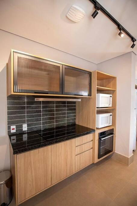 Vanda 1001 Wbee - Studio/sao Paulo Prox- Puc/allianz Park/esp Unimed *