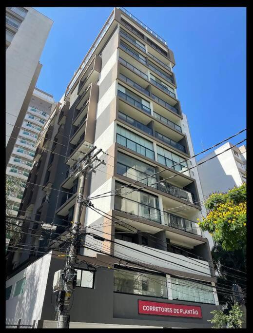 Vanda 1001 Wbee - Studio/sao Paulo Prox- Puc/allianz Park/esp Unimed